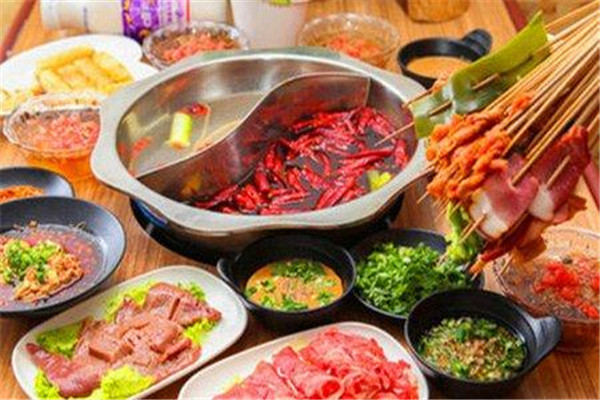 开一家串串香前期准备什么?不仅有资金还有这些