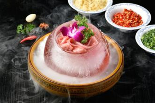 冰火锅加盟费多少钱？冰火锅店适合开在哪里？