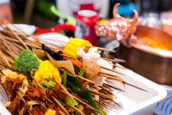 加盟一个串串香要多少钱?串串香店适合开在什么地方?
