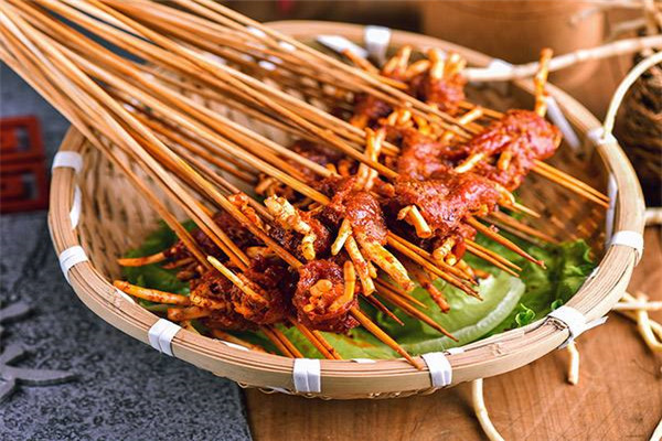 一般串串加盟费几万？串串有什么条件吗？