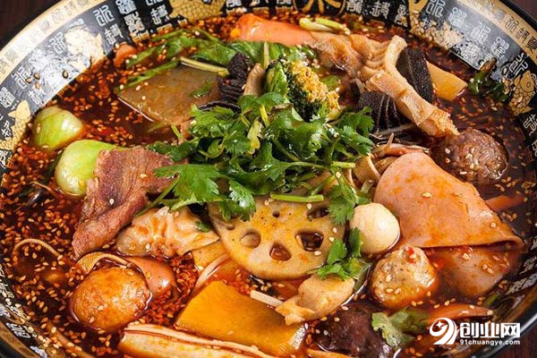 怪味麻辣烫一年能赚多少钱?投资少回报高