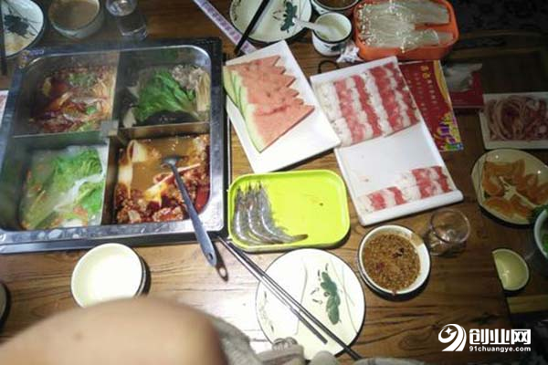 四格格文艺火锅加盟条件都是什么?加盟好吗?