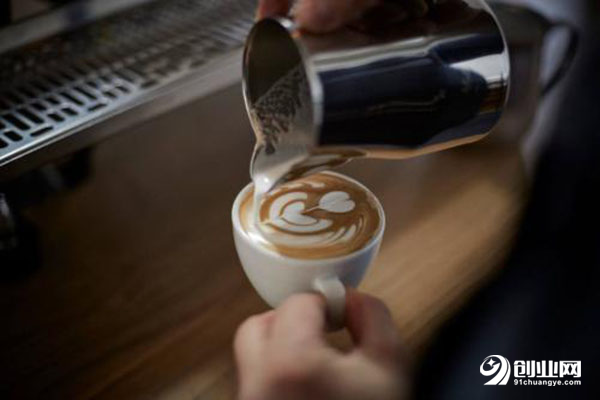 HelloCafe咖啡一年能赚多少钱?加盟成本多吗?