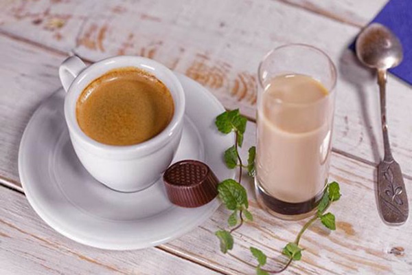 奶茶店淡季是哪几个月，是否期间内值得加盟？