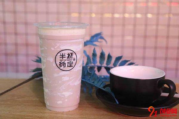重庆半杯约定奶茶店生意为什么这么红火?