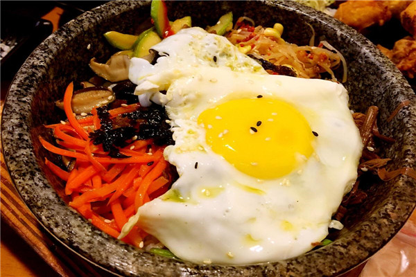 石锅饭加盟店的加盟费多少？石锅饭加盟店的加盟条件是什么？