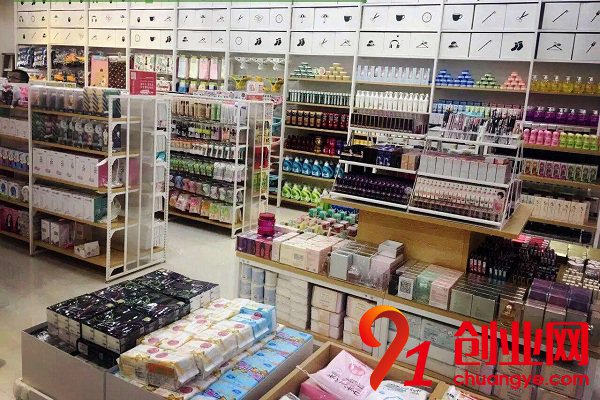 市场上两元及十元店的暴利模式解析