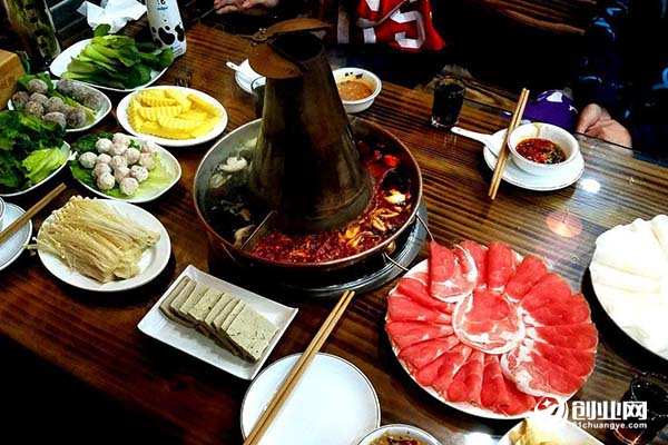 呷捞虾涮火锅总部在哪?有时间就来考察吧