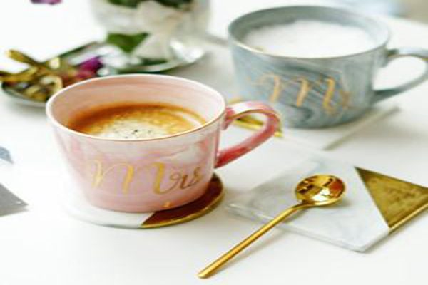 中学门口奶茶店怎么样?学校附近开奶茶店的注意事项是什么?