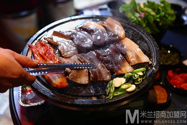 奥迈吉韩国烤肉加盟