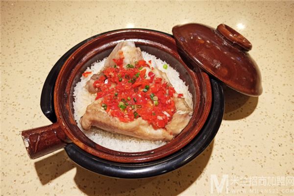 彼记煲仔饭加盟