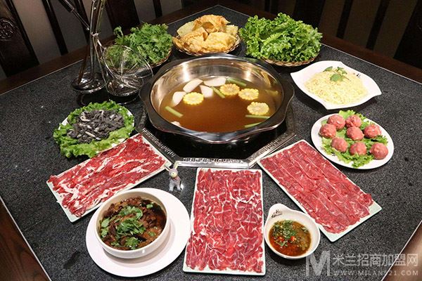 皇潮牛肉火锅城加盟