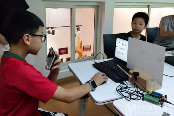 阿南编程加盟