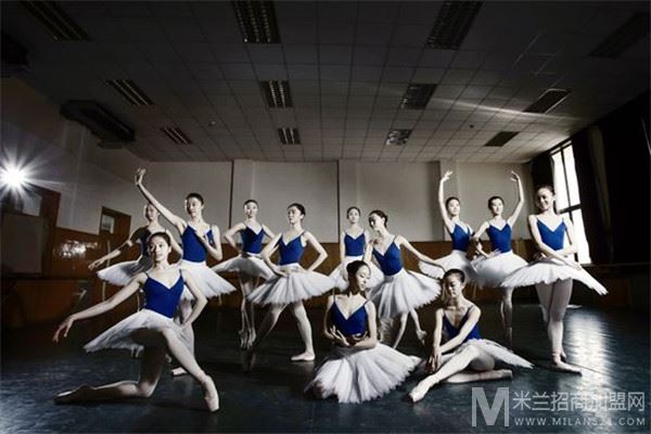 梦色蕾舞蹈学校加盟