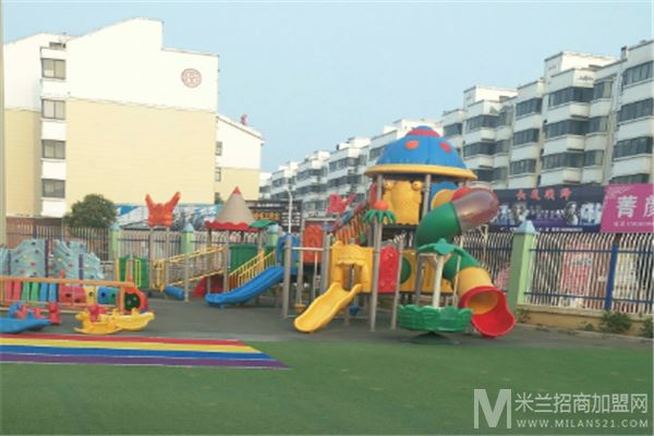 康贝儿幼儿园加盟
