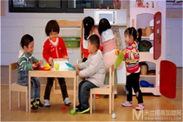 伶俐幼儿园加盟