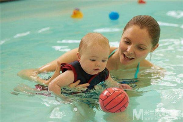 海豚精灵婴幼儿游泳馆加盟