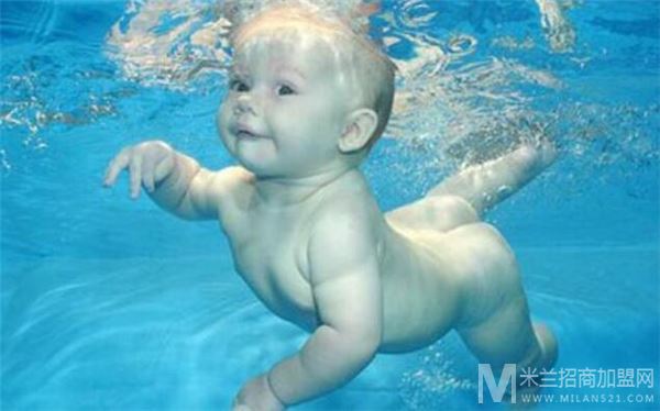 健智宝贝婴童游泳馆加盟