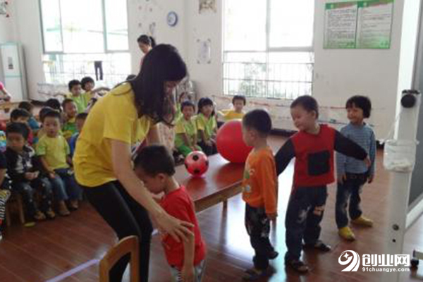 开一家金色梯田幼儿园加盟店怎么样？精品品牌获得认可