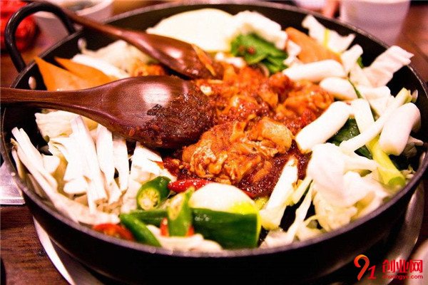 新林铁桶鸡排韩式料理加盟条件