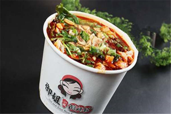 御姐酸辣粉